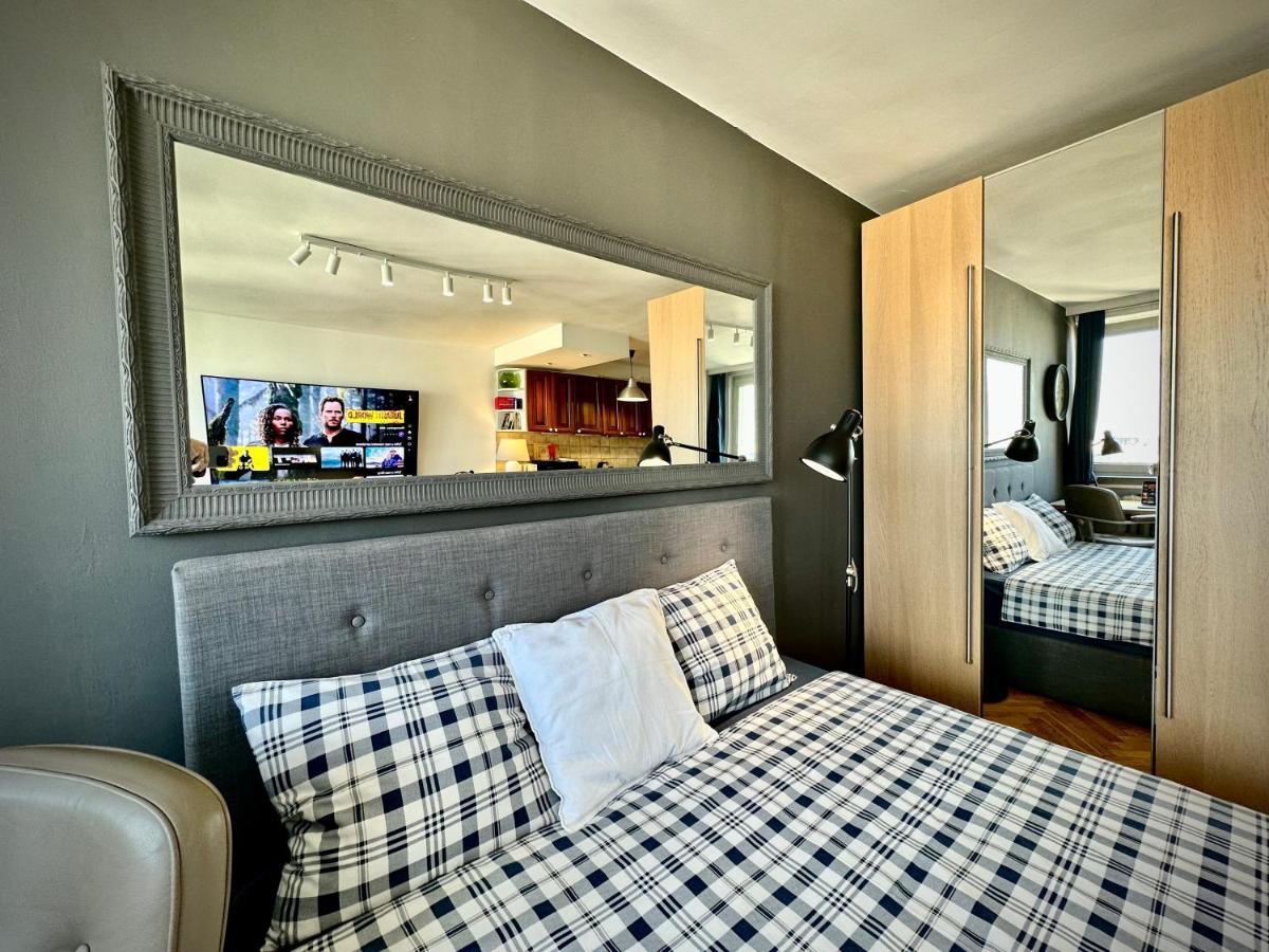 Super Apartament White Warszawa 2X Metro Scisle Centrum Wifi 300 Mbs New Экстерьер фото
